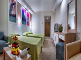 Hotel Adakule