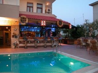 Hotel Adonis