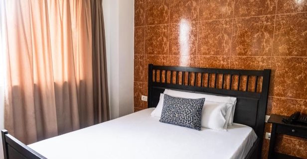 Hotel Adonis Capital