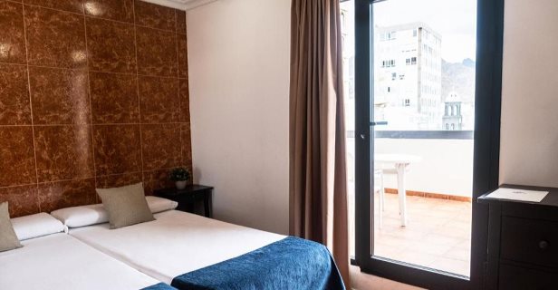 Hotel Adonis Capital