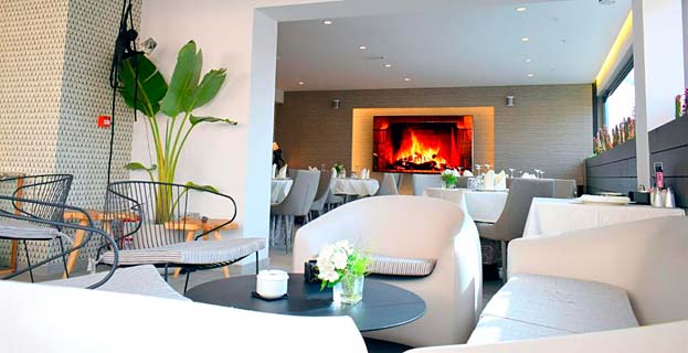 Hotel Adonis Plaza