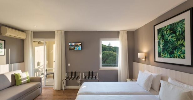 Hotel Adriana Beach Resort