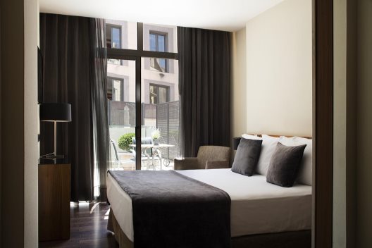 Hotel Advance