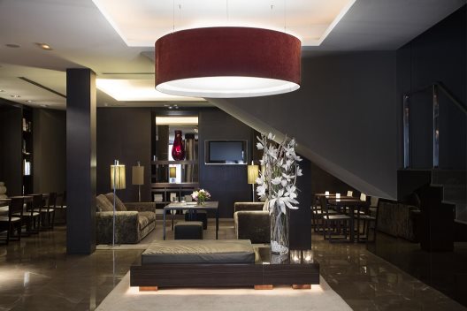 Hotel Advance