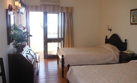 Hotel Aeromar