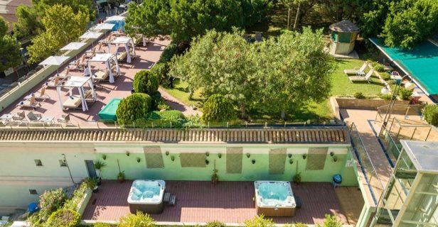 Hotel Agua Beach