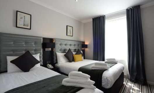 Hotel Airways Victoria London