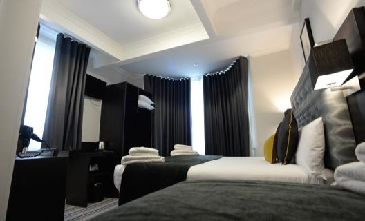 Hotel Airways Victoria London
