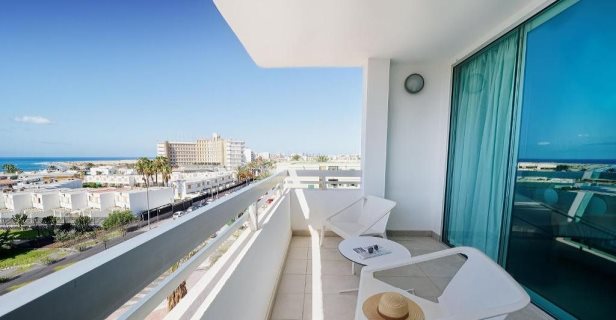 Hotel Akeah Broncemar