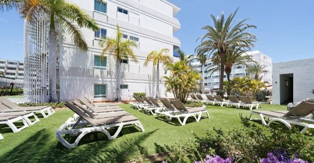 Hotel Akeah Broncemar