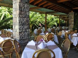 Hotel Akka Claros