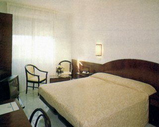 Hotel Akross