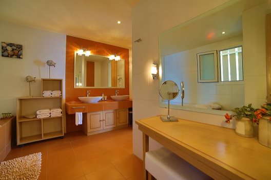 Hotel Akrotiri Beach