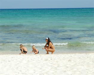 Hotel Akumal Beach Resort