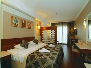 Hotel Alba Queen