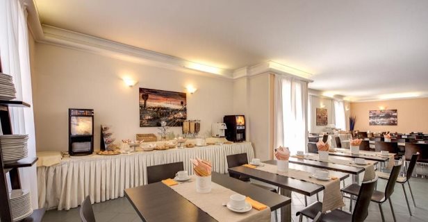 Hotel Alba Torre Maura