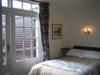Hotel Albany