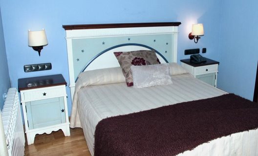 Hotel Albares
