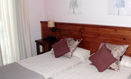 Hotel Albares