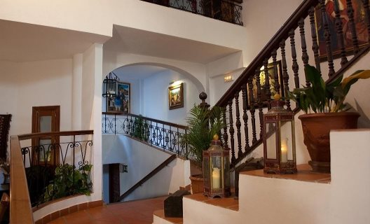 Hotel Alcadima