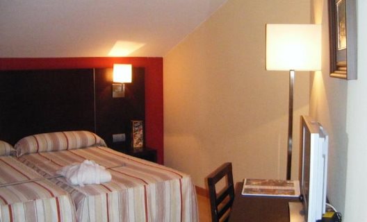 Hotel Alda Cardeña