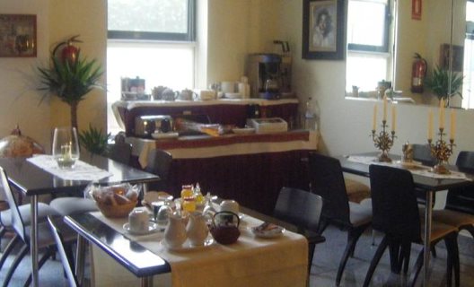 Hotel Alda Cardeña