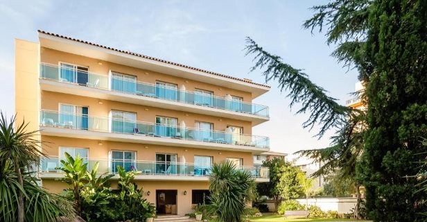 Hotel Alegría Maripins