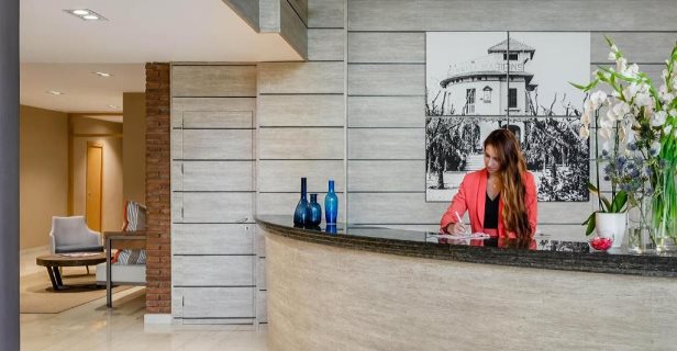 Hotel Alegría Maripins