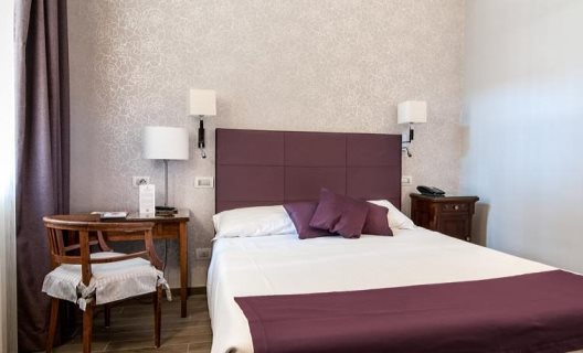 Hotel Alexandra