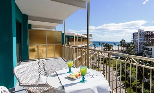 Hotel Almirante