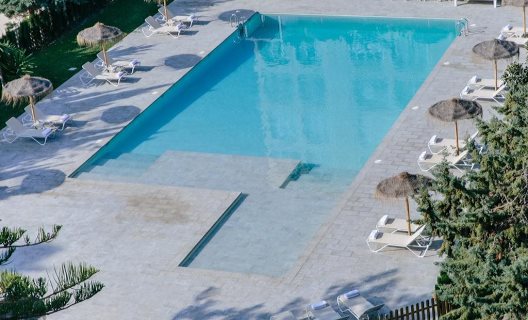 Hotel Almirante