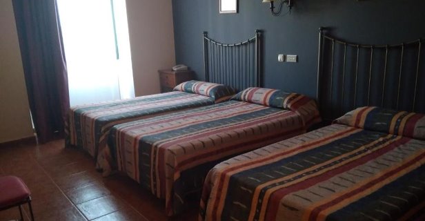 Hotel Alonso De Monroy