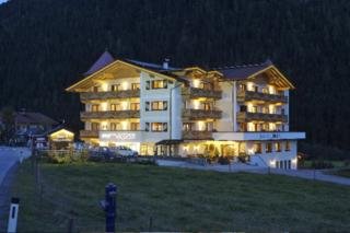 Hotel Alpinhotel Berghaus
