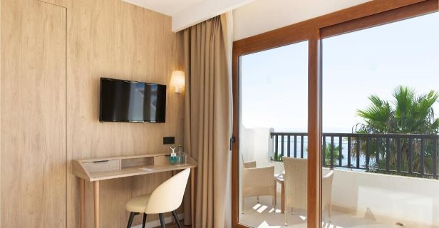 Hotel Alua Suites Las Rocas