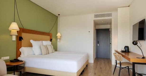 Hotel Aluasoul Costa Adeje