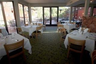 Hotel Amara Resort And Spa