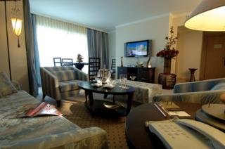 Hotel Amara Wing Resort