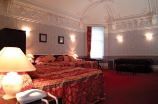 Hotel Ambassador