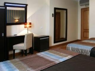 Hotel America