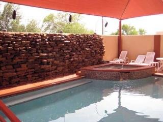 Hotel Amerik Suites-behind Mall Del Norte