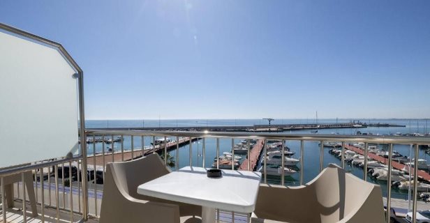 Hotel Ampolla Sol