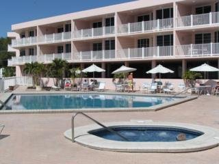 Hotel Anna Marie Island Apartments
