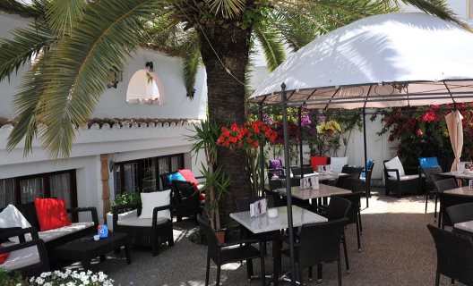 Hotel Antares