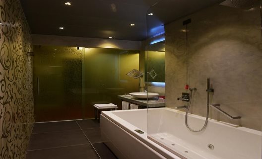 Hotel Antares Rubens