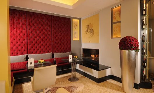 Hotel Antares Rubens