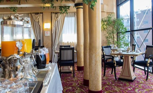 Hotel Antares Rubens