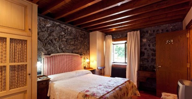 Hotel Antsotegi