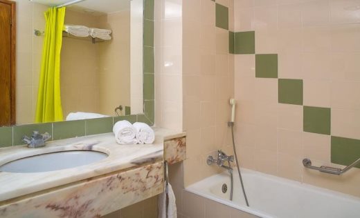 Hotel Apartamento Ourabay Art & Holidays