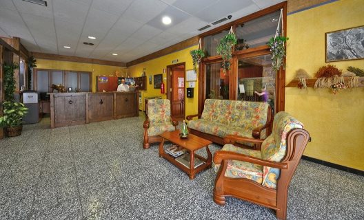 Hotel Apolo