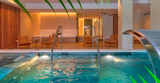 Hotel Aqua The Breeze Spa